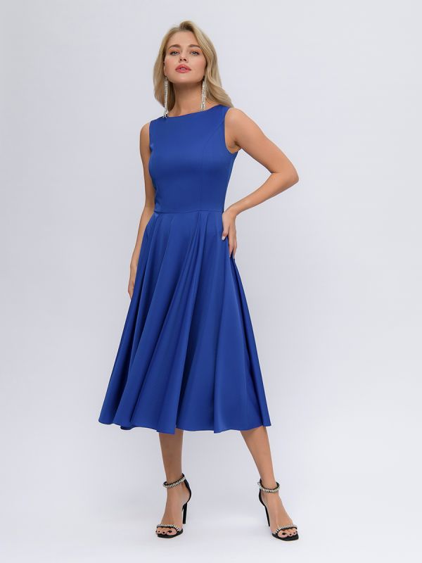 Cornflower colored midi length dress with retro style