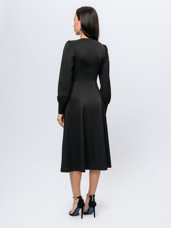 Black color midi length dress with long sleeves