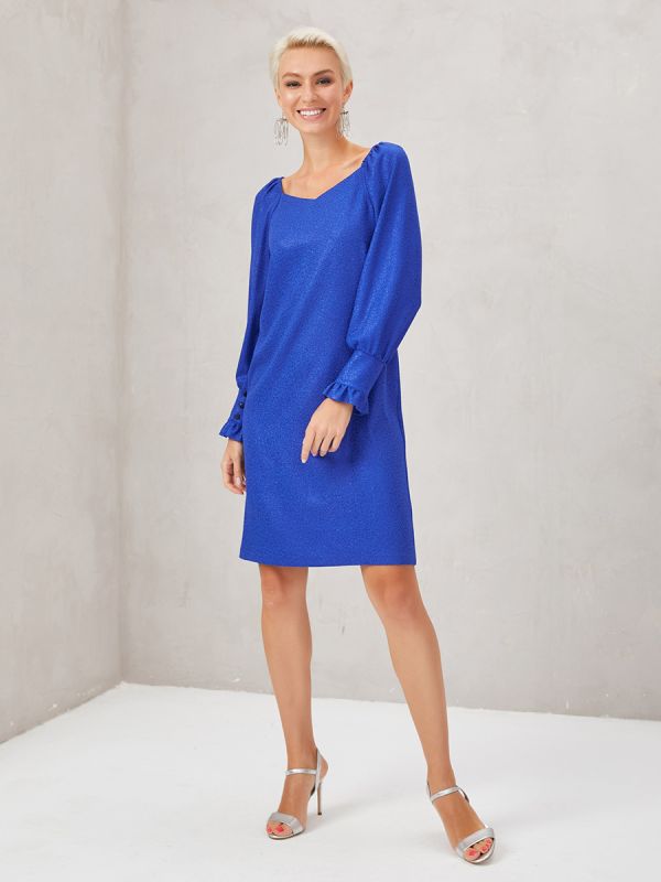 Blue dress with shimmering effect and long sleeves