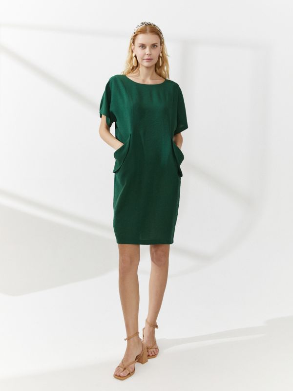 Dark green mini length dress with short sleeves and pockets