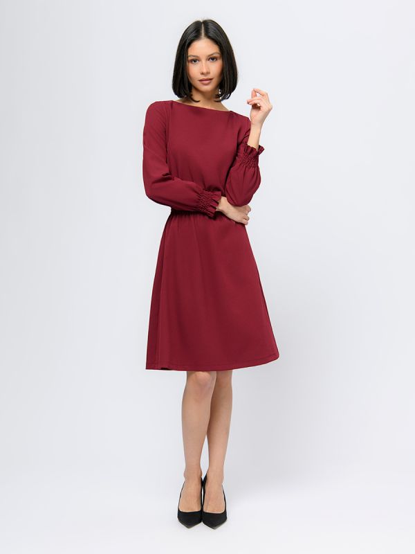 Cherry color dress with long sleeves