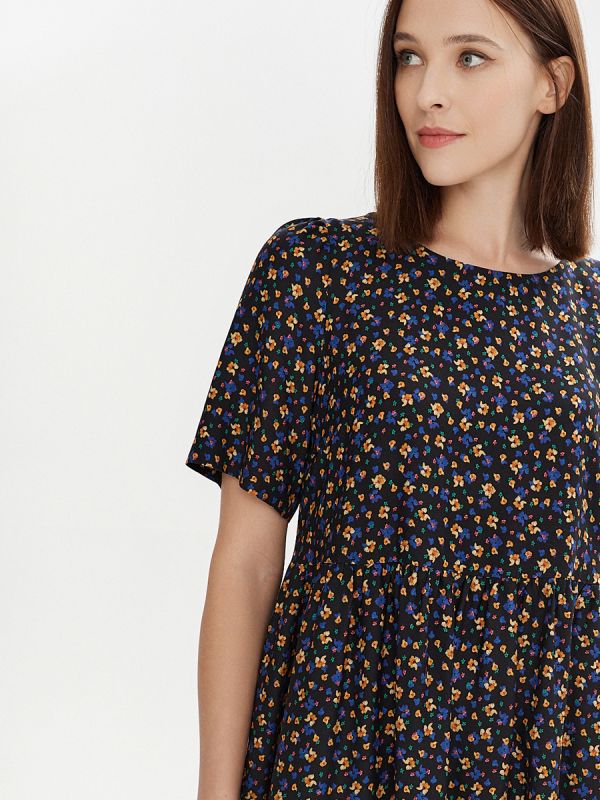 Black midi print dress with 3/4 sleeves