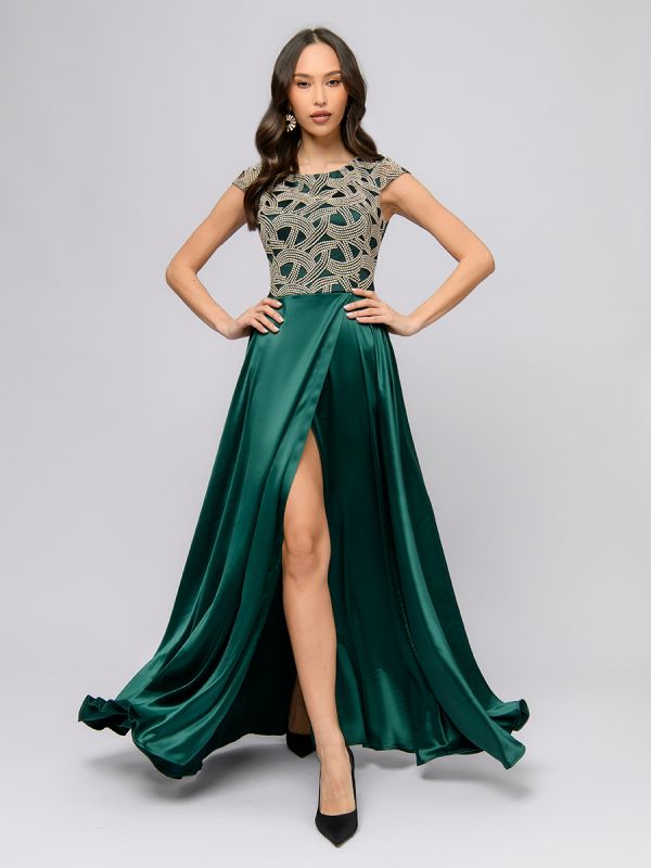 Emerald color maxi length dress with lace and slit on the skirt