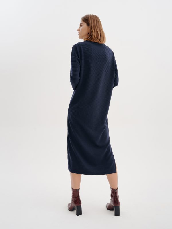 Dark blue midi length dress with 3/4 sleeves and side slits