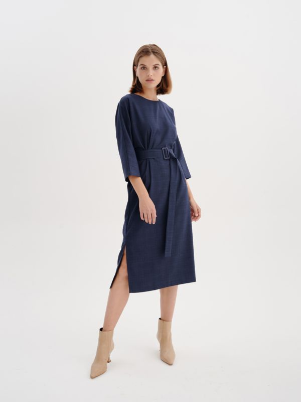 Midi length plaid dress with batwing sleeves and waistband