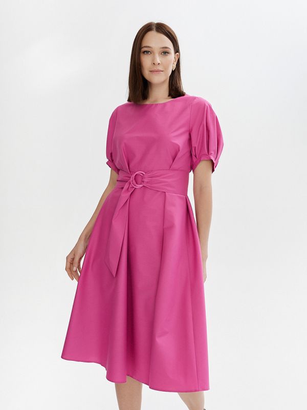 Fuchsia colored midi length dress with voluminous sleeves and a belt