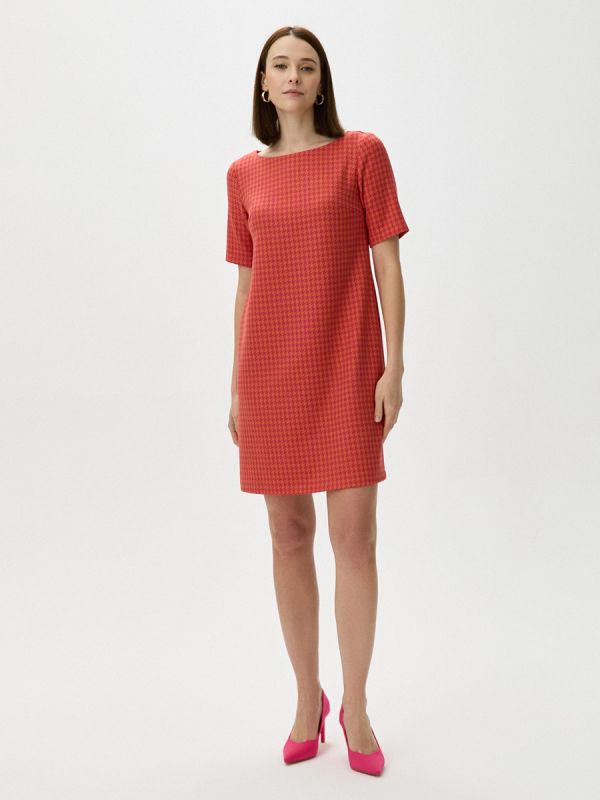 Red mini houndstooth print dress with short sleeves