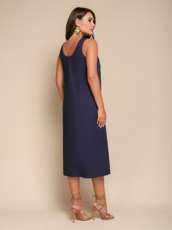 Dark blue sleeveless V-neck dress with slit