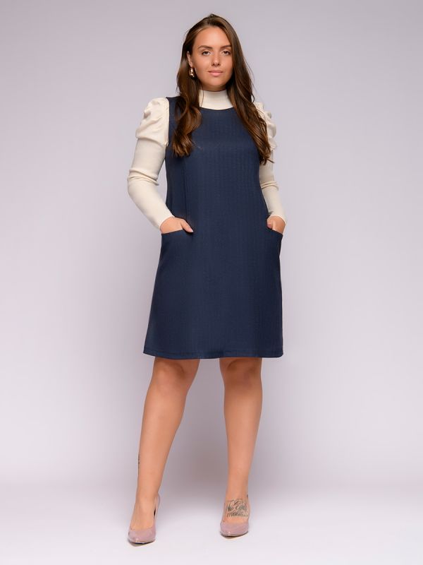 Dark blue mini length dress with sleeveless free silhouette