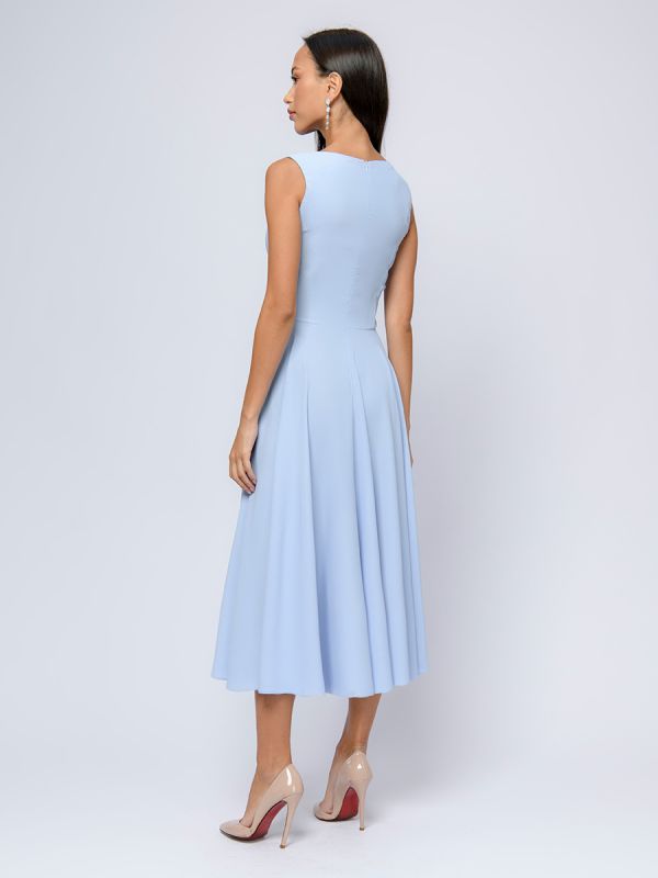 Sleeveless blue midi length dress