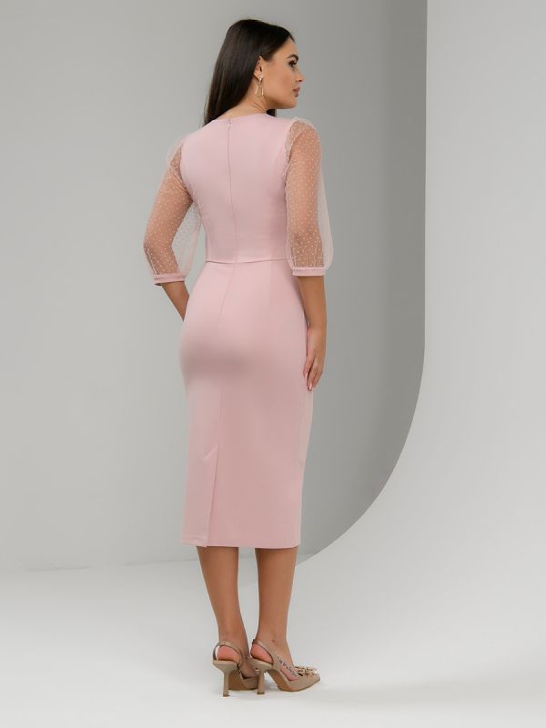 Pink midi length dress with lantern sleeves made of tulle