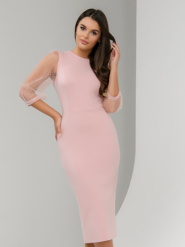 Pink midi length dress with lantern sleeves made of tulle