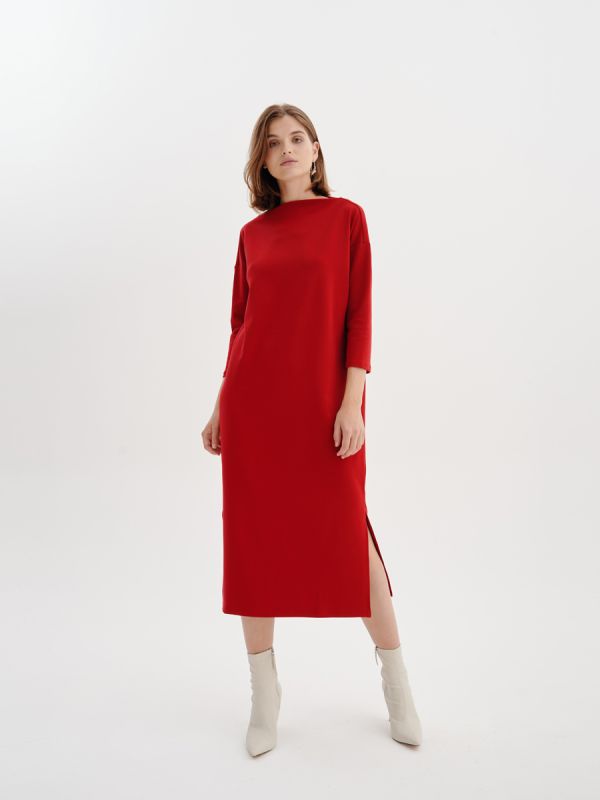 Midi length burgundy dress with dropped shoulder and side slits