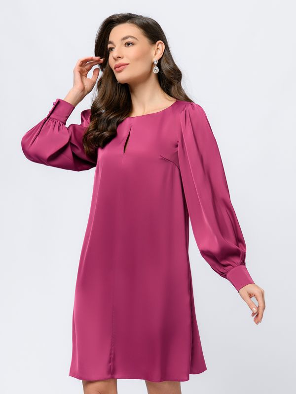 Cherry colored mini length dress with slit on the chest and voluminous sleeves