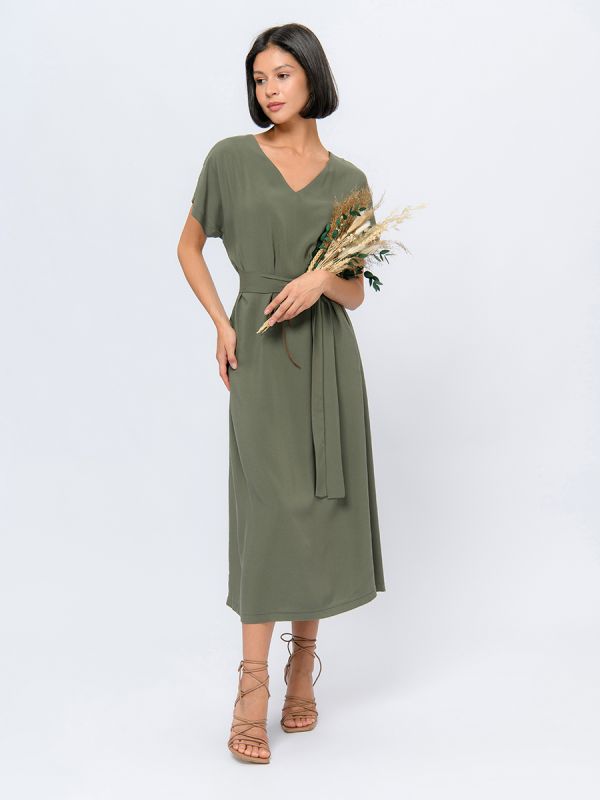 Khaki colored midi dress with pockets and short sleeves