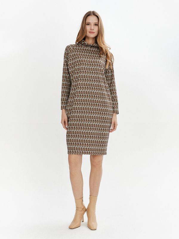 Brown dress with textured pattern and pockets